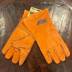 NWT-Welding Gloves